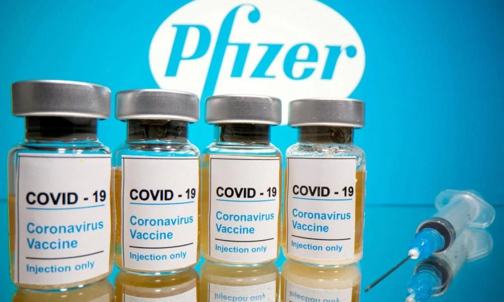 Μεγάλη μπίζνα! Η Pfizer θα βγάλει 54 δισ. δολάρια από τα χάπια και τα εμβόλια